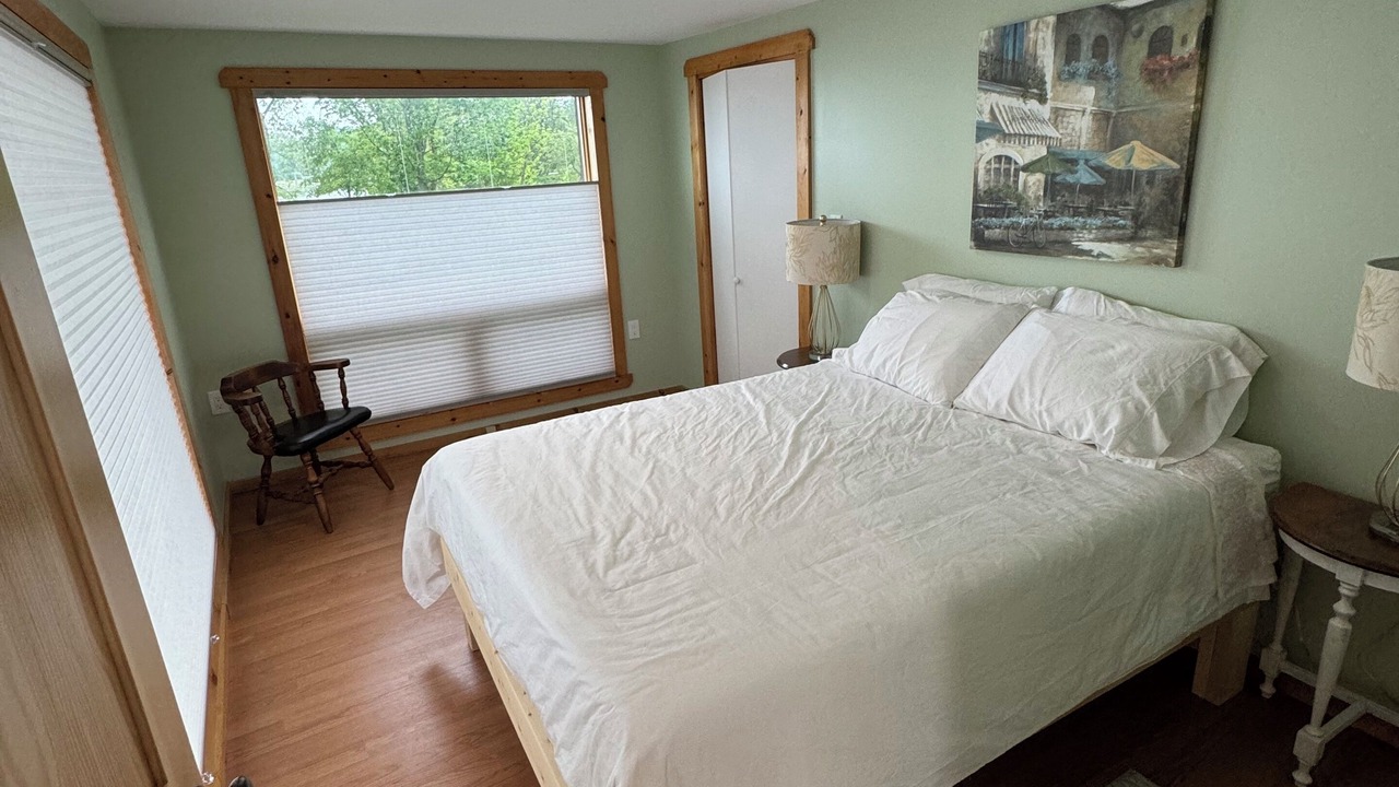 Photo of Bedroom in Sandy Creek