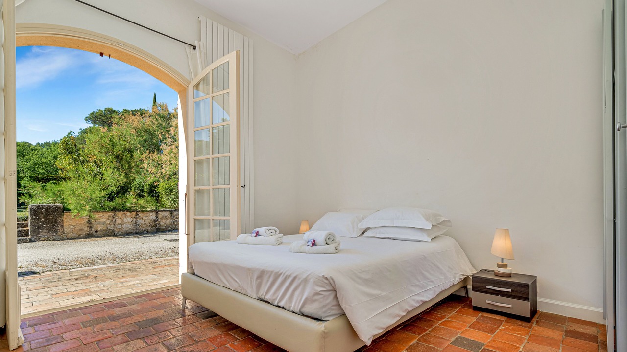 Photo of Bedroom in Le Puy-Sainte-Reparade