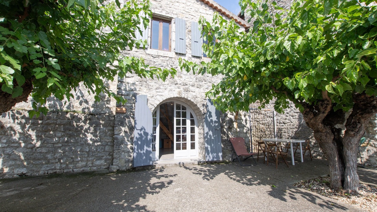 Photo of Outdoor in Berrias-et-Casteljau