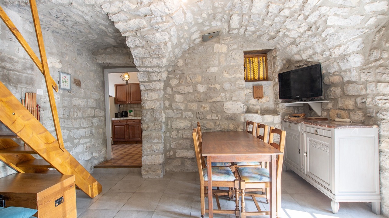 Photo of Others in Berrias-et-Casteljau