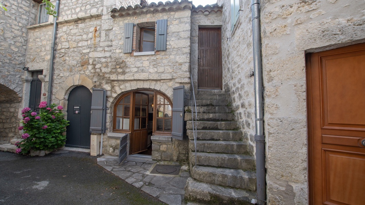 Photo of Outdoor in Berrias-et-Casteljau