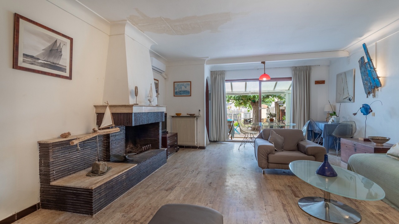 Photo of Livingroom in Sainte-Marie-la-Mer