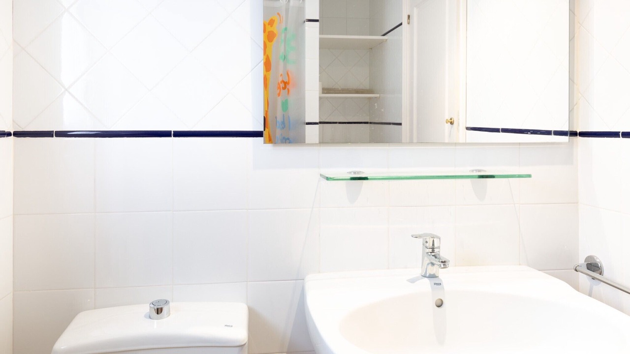 Photo of Bathroom in Regencos