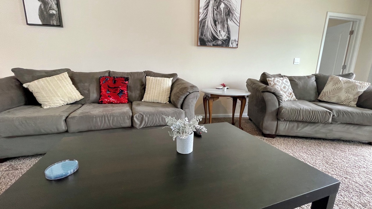Photo of Livingroom in Westside