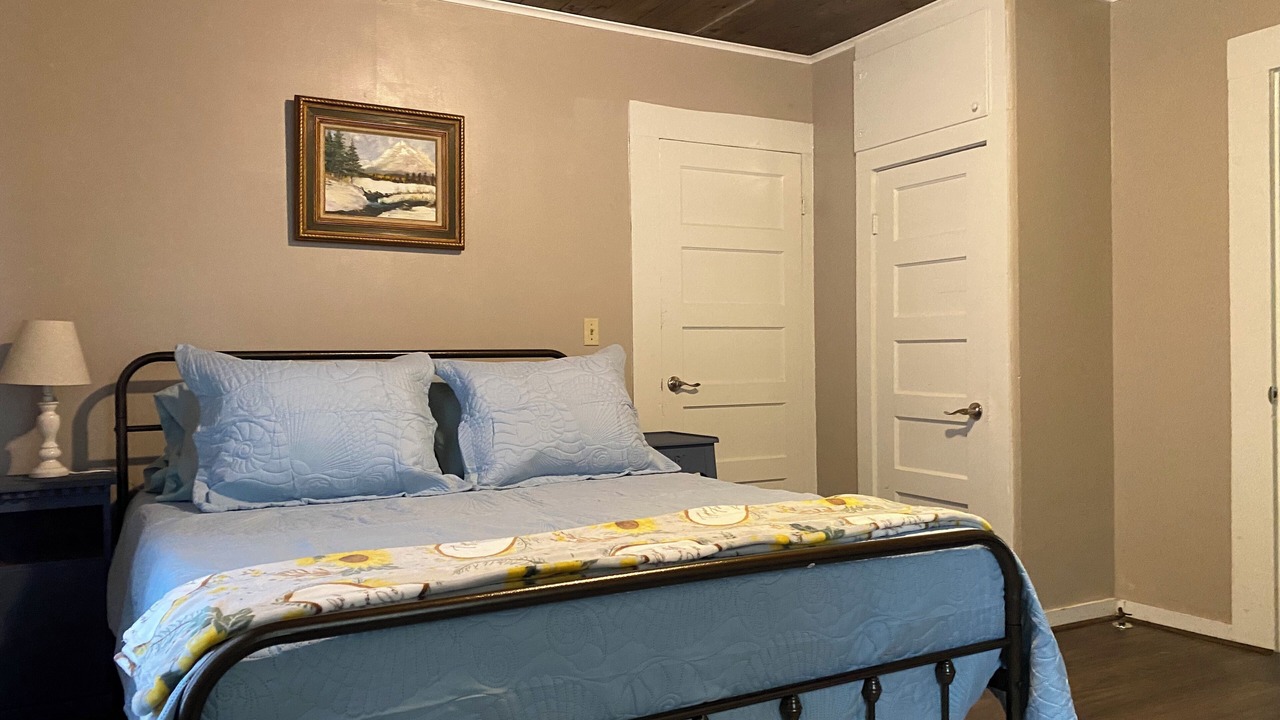 Photo of Bedroom in Zavalla