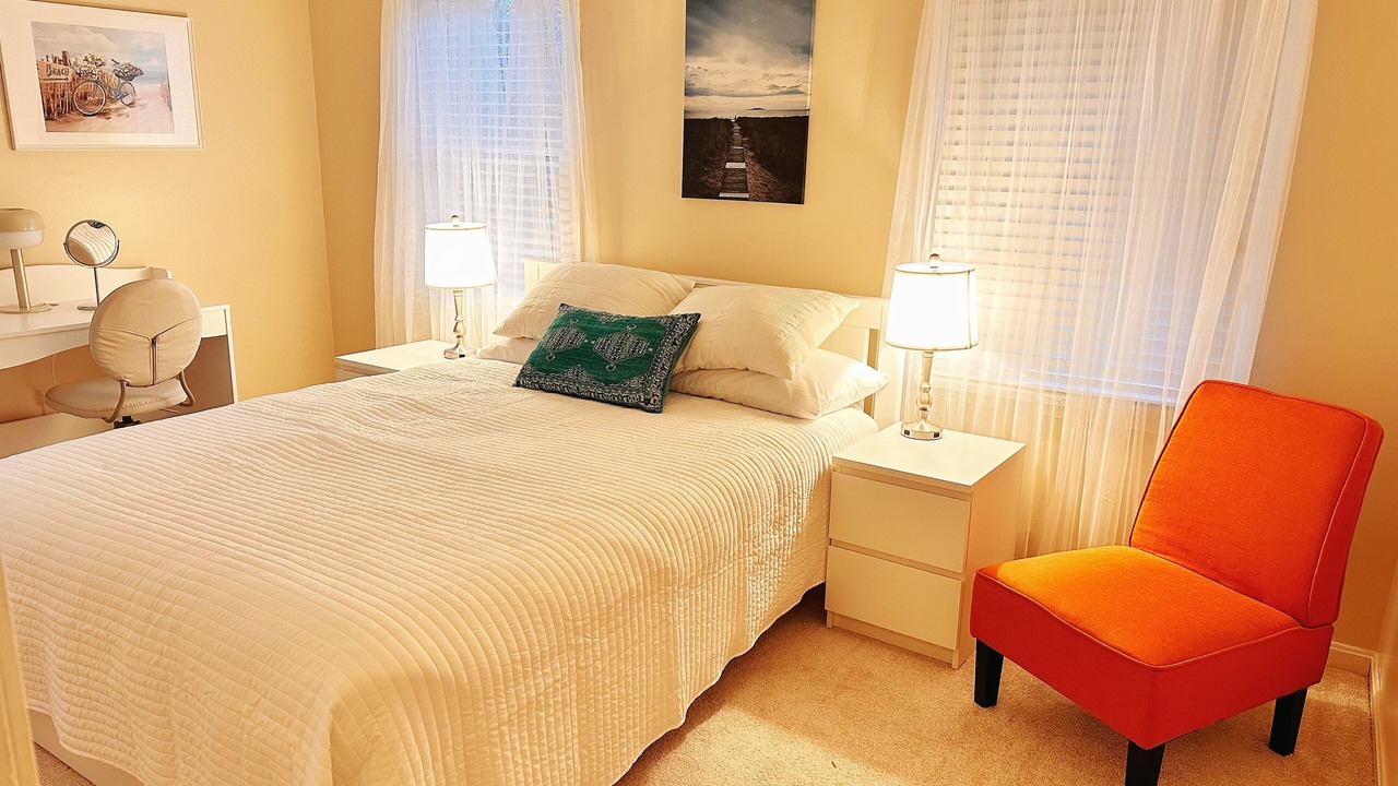 Photo of Bedroom in Mashpee
