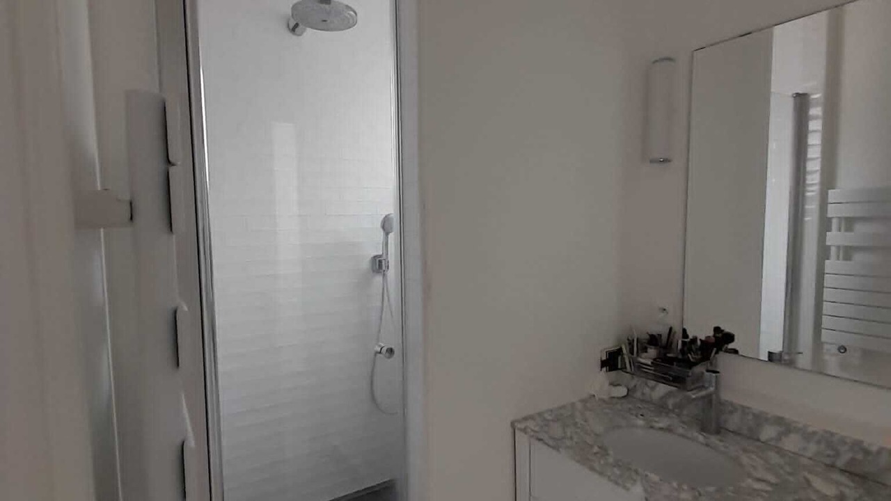 Photo of Bathroom in Le Vesinet