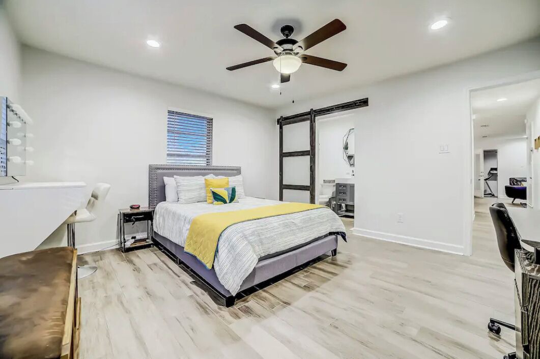 Photo of Bedroom in North San Antonio - SAT