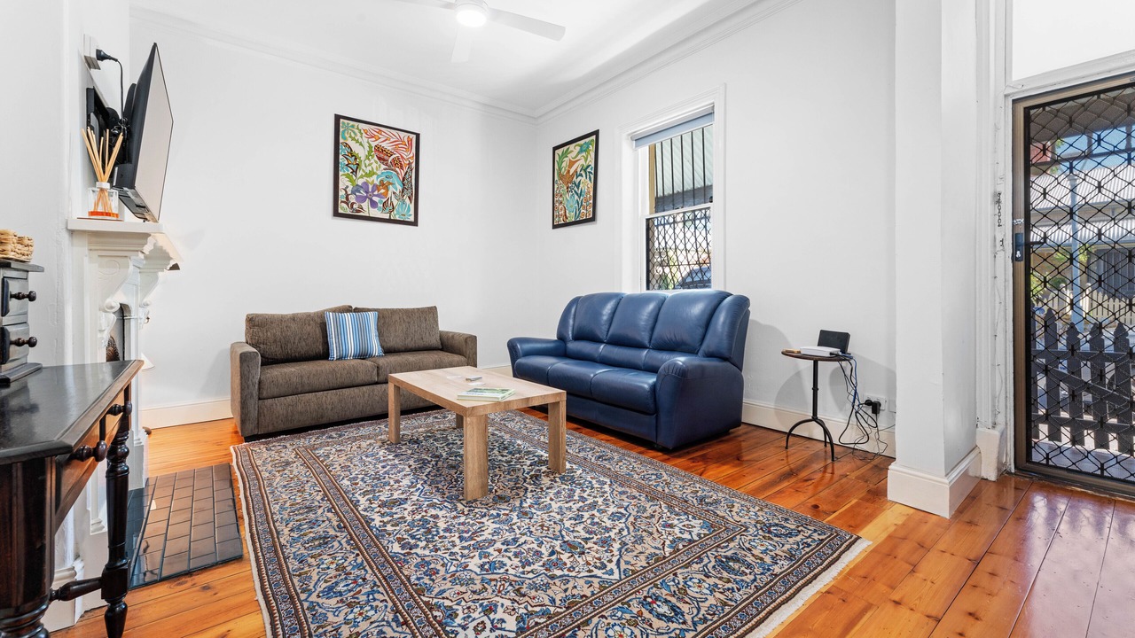 Photo of Livingroom in Adelaide Central Business District