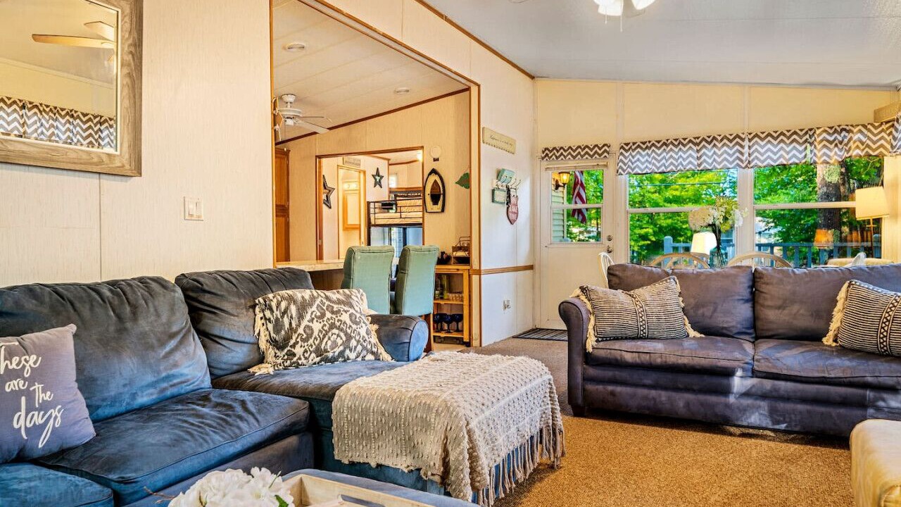 Photo of Livingroom in South Casco