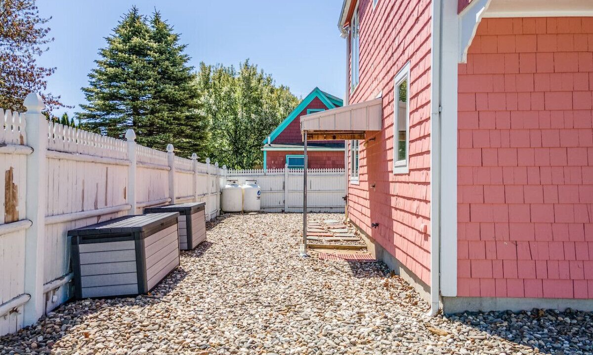Photo of Outdoor in Pine Point
