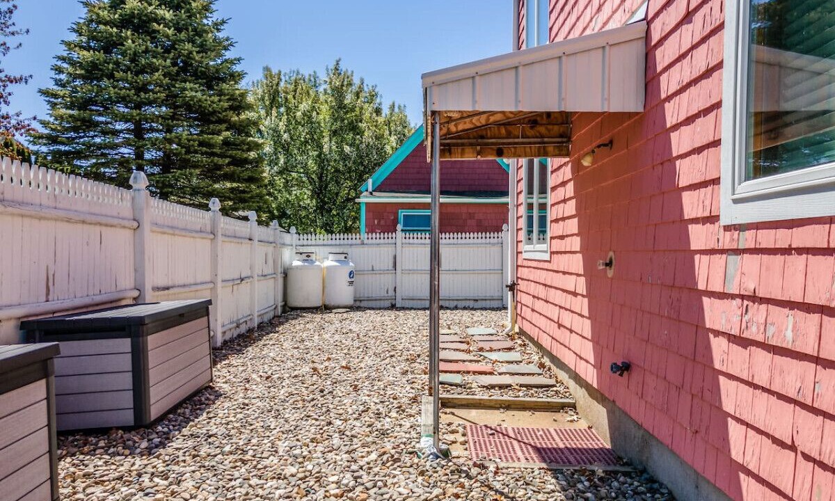 Photo of Outdoor in Pine Point