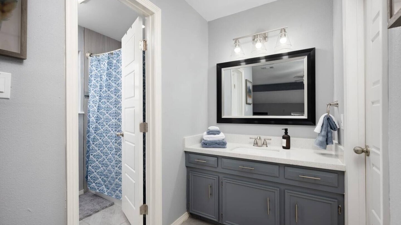 Photo of Bathroom in Brownsville
