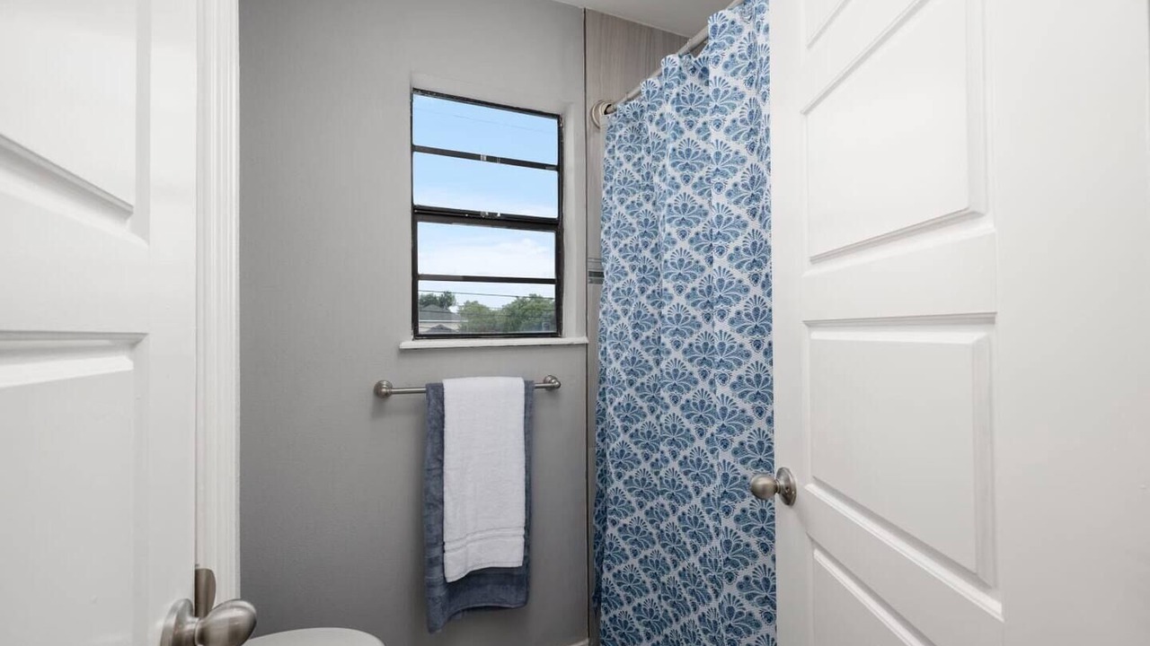 Photo of Bathroom in Brownsville