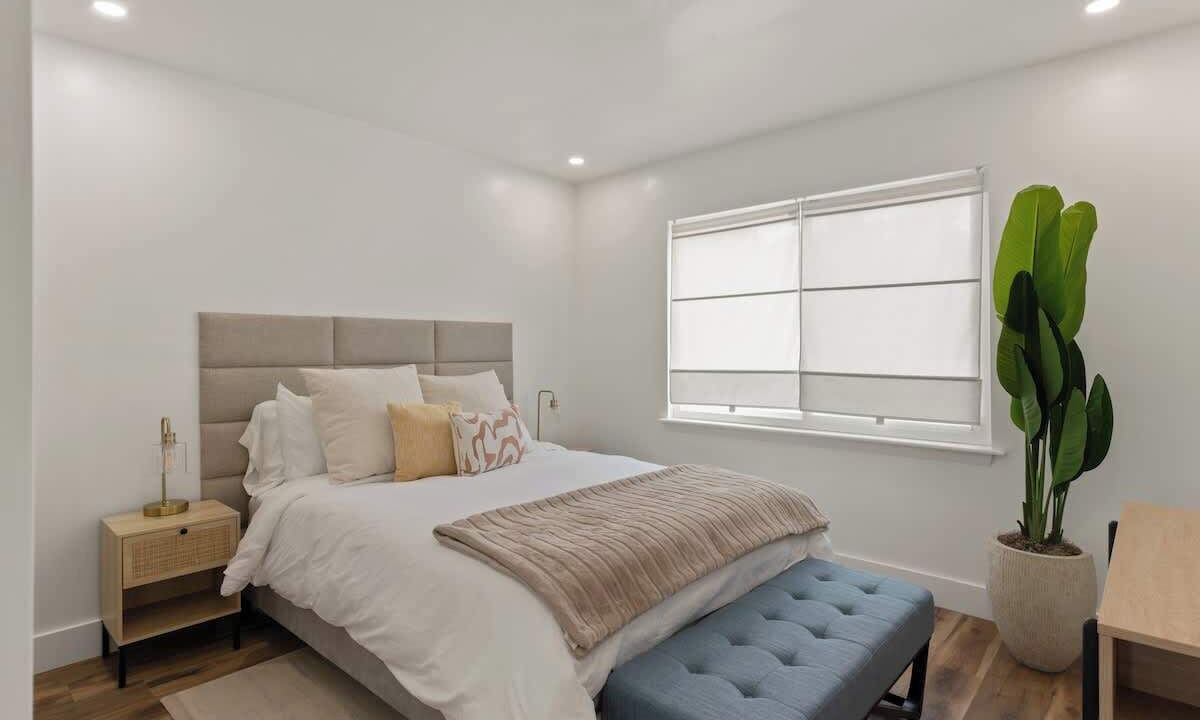 Photo of Bedroom in Country Club Estates