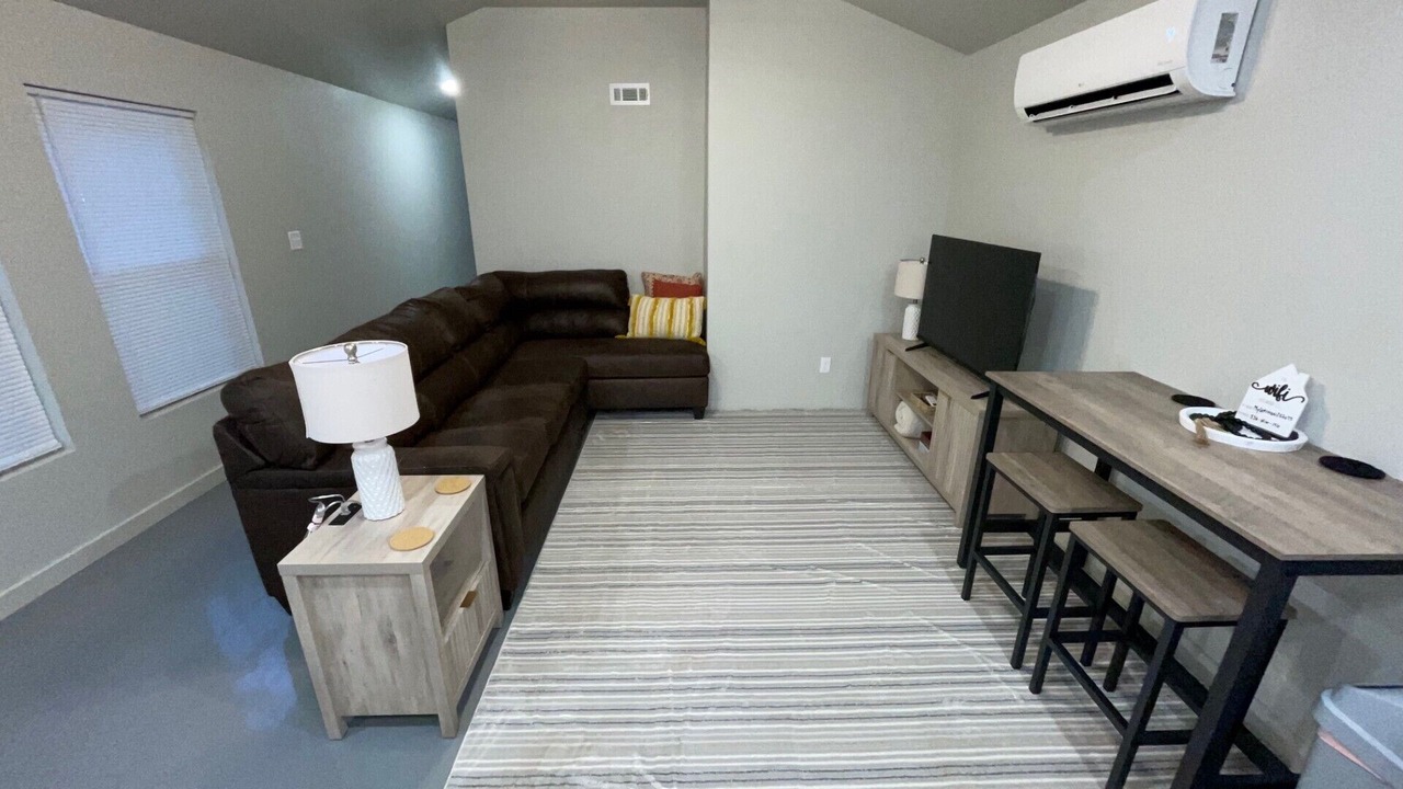 Photo of Livingroom in Sallisaw