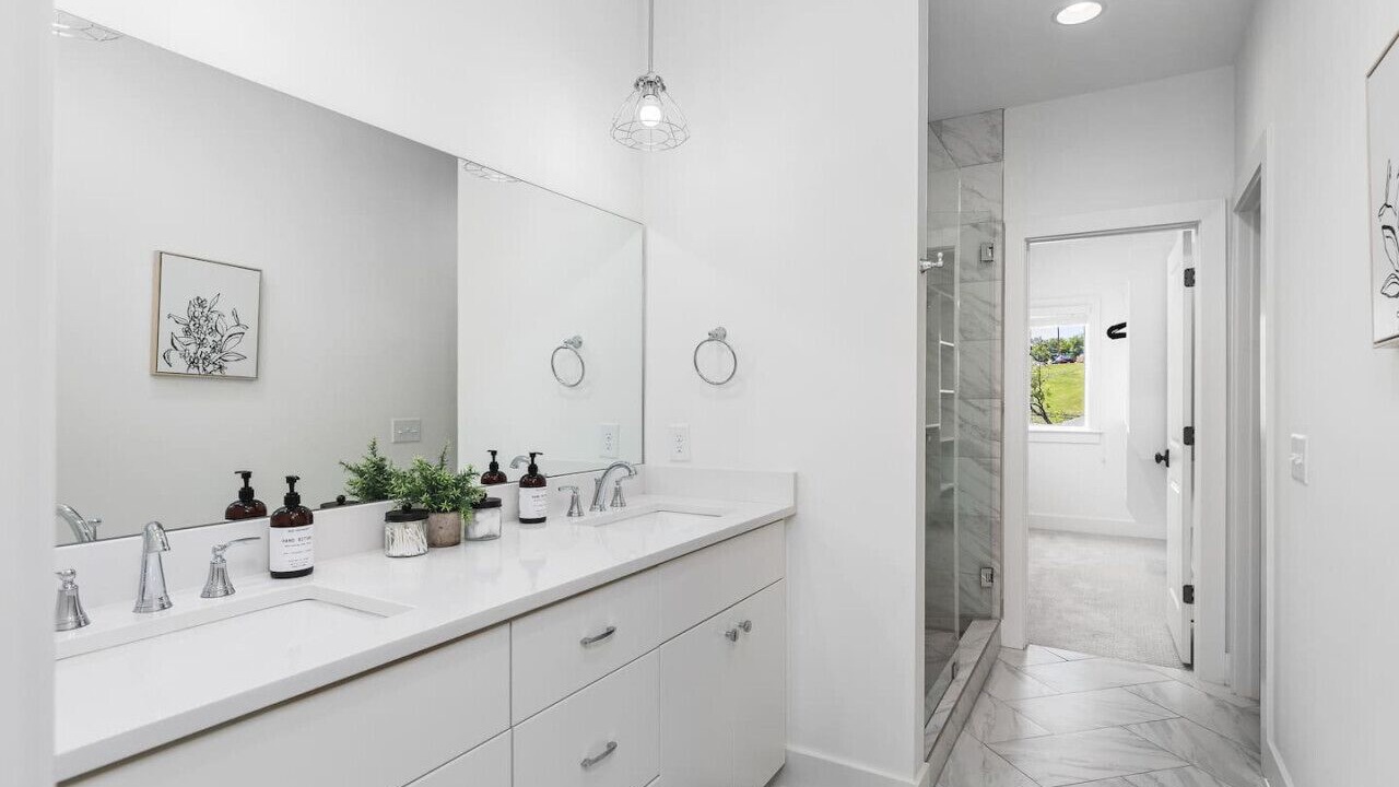 Photo of Bathroom in Edgehill