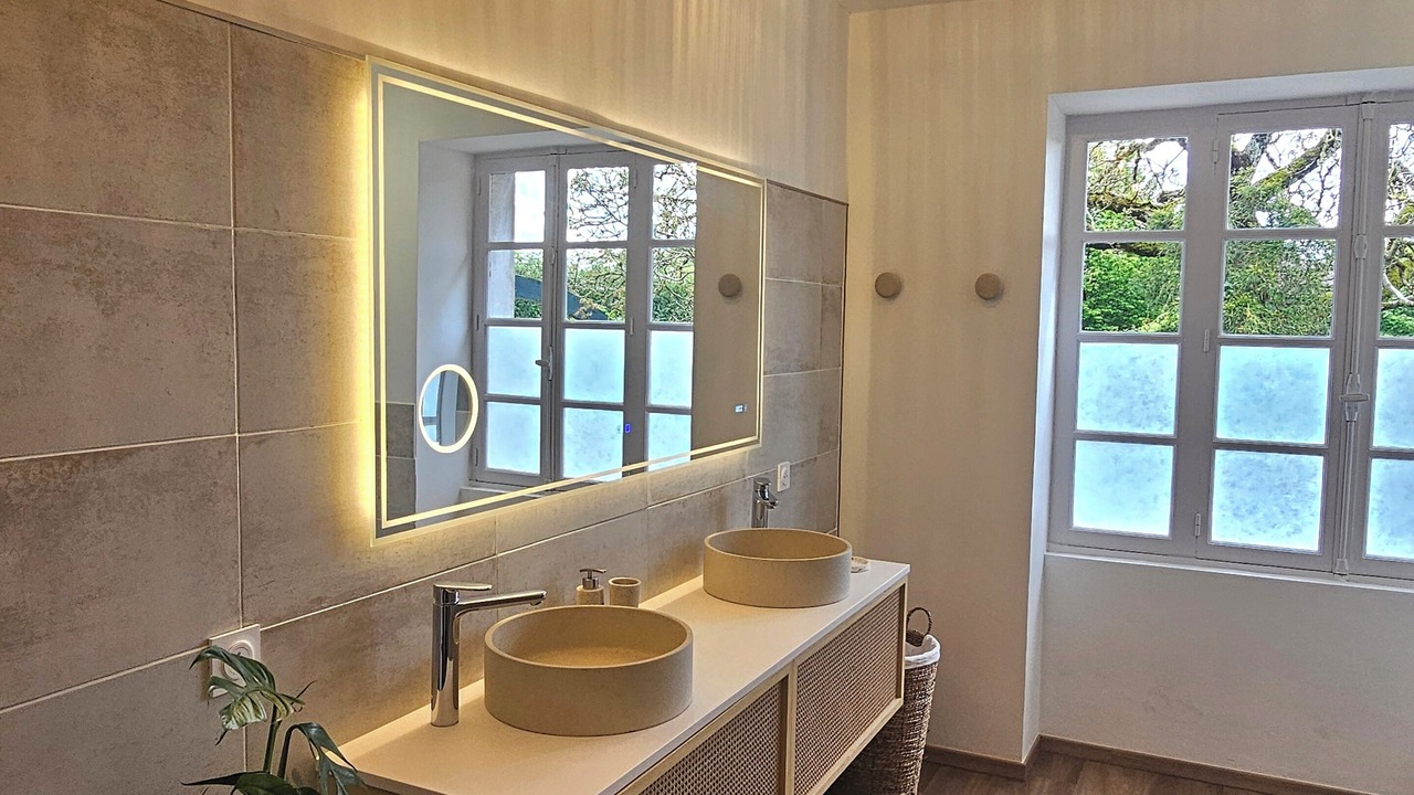 Photo of Bathroom in La Roche-sur-Yon