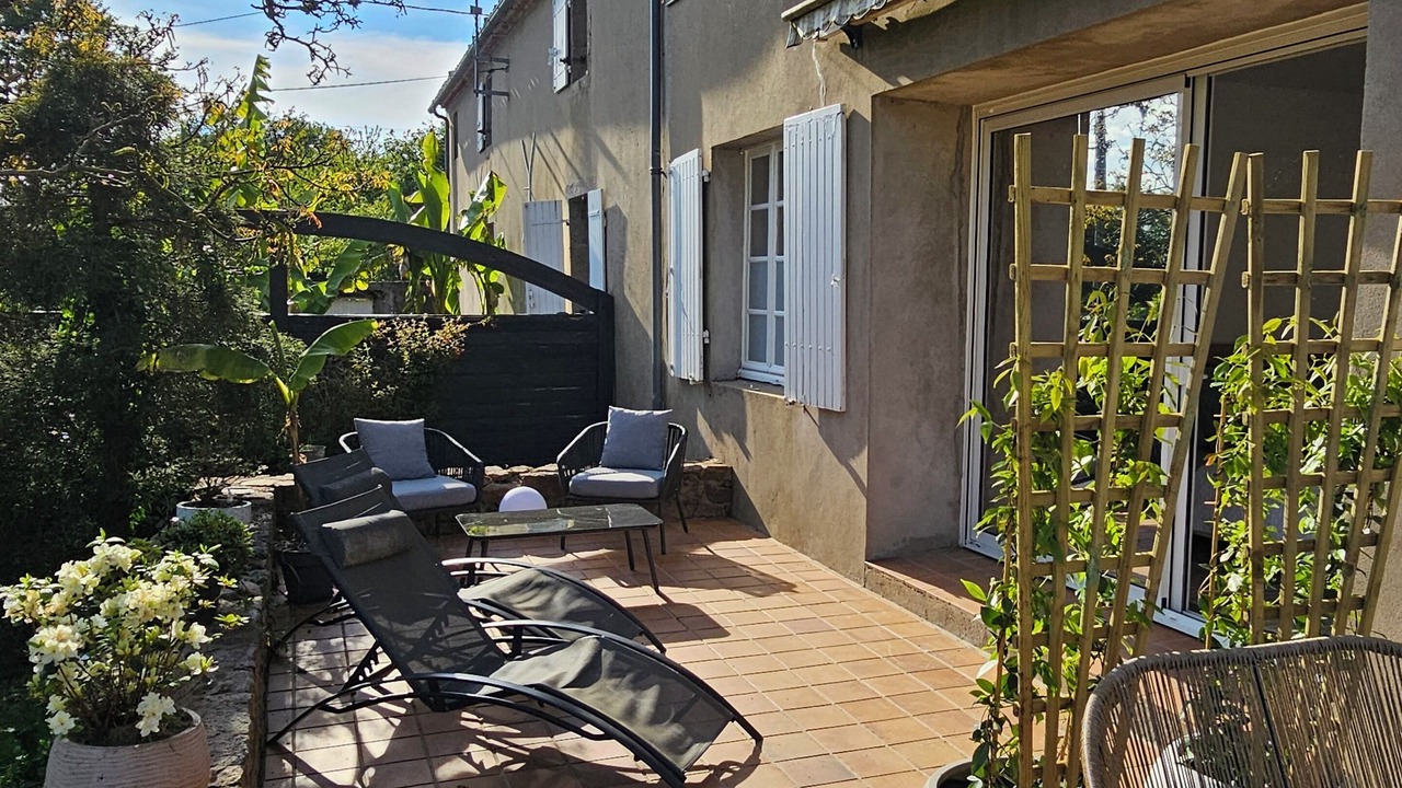Photo of Patio Balcony in La Roche-sur-Yon
