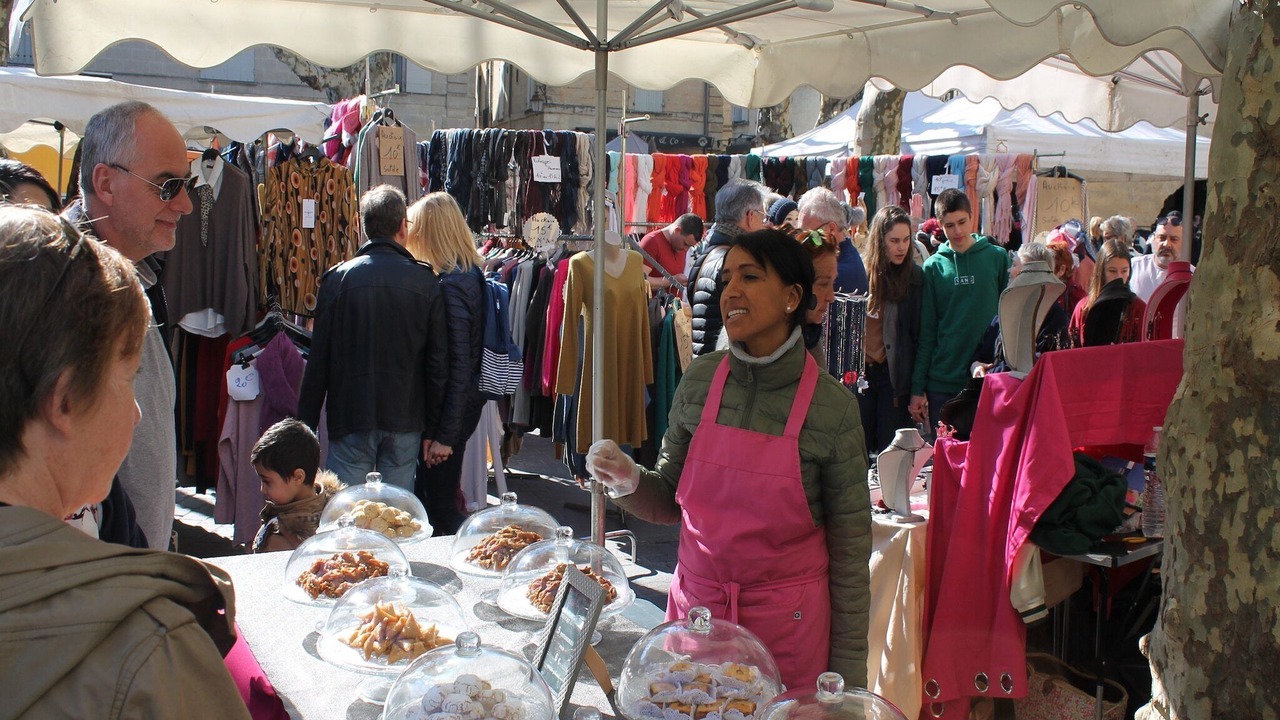 Photo of Others in Rousson