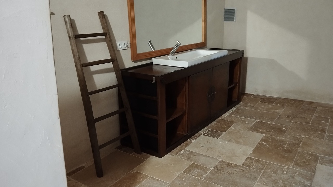 Photo of Bathroom in Gilhoc-sur-Ormeze