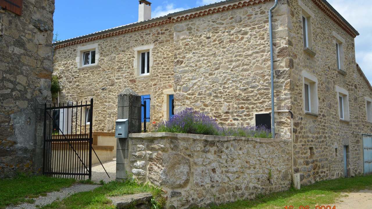 Photo of Outdoor in Gilhoc-sur-Ormeze
