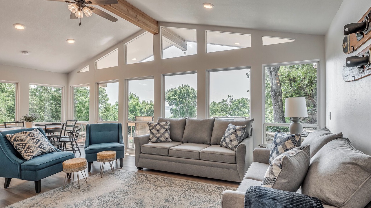 Photo of Livingroom in Paradise Hill