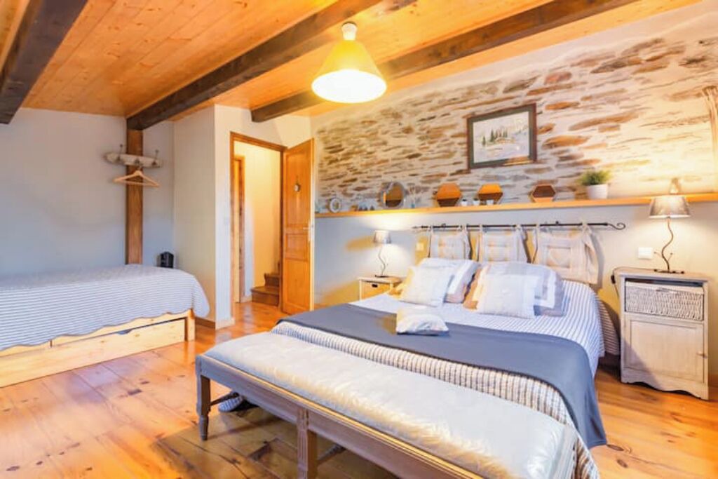 Photo of Bedroom in La Tourette-Cabardes