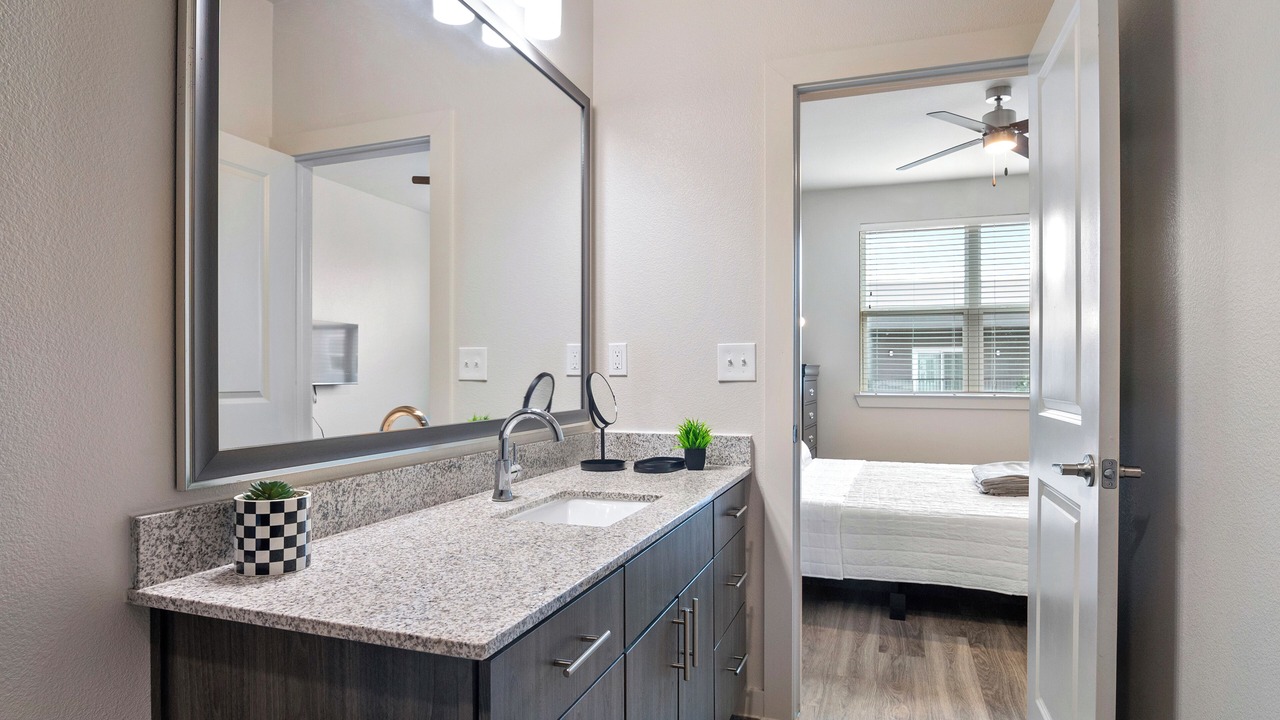 Photo of Bathroom in George Bush Park/Eldridge