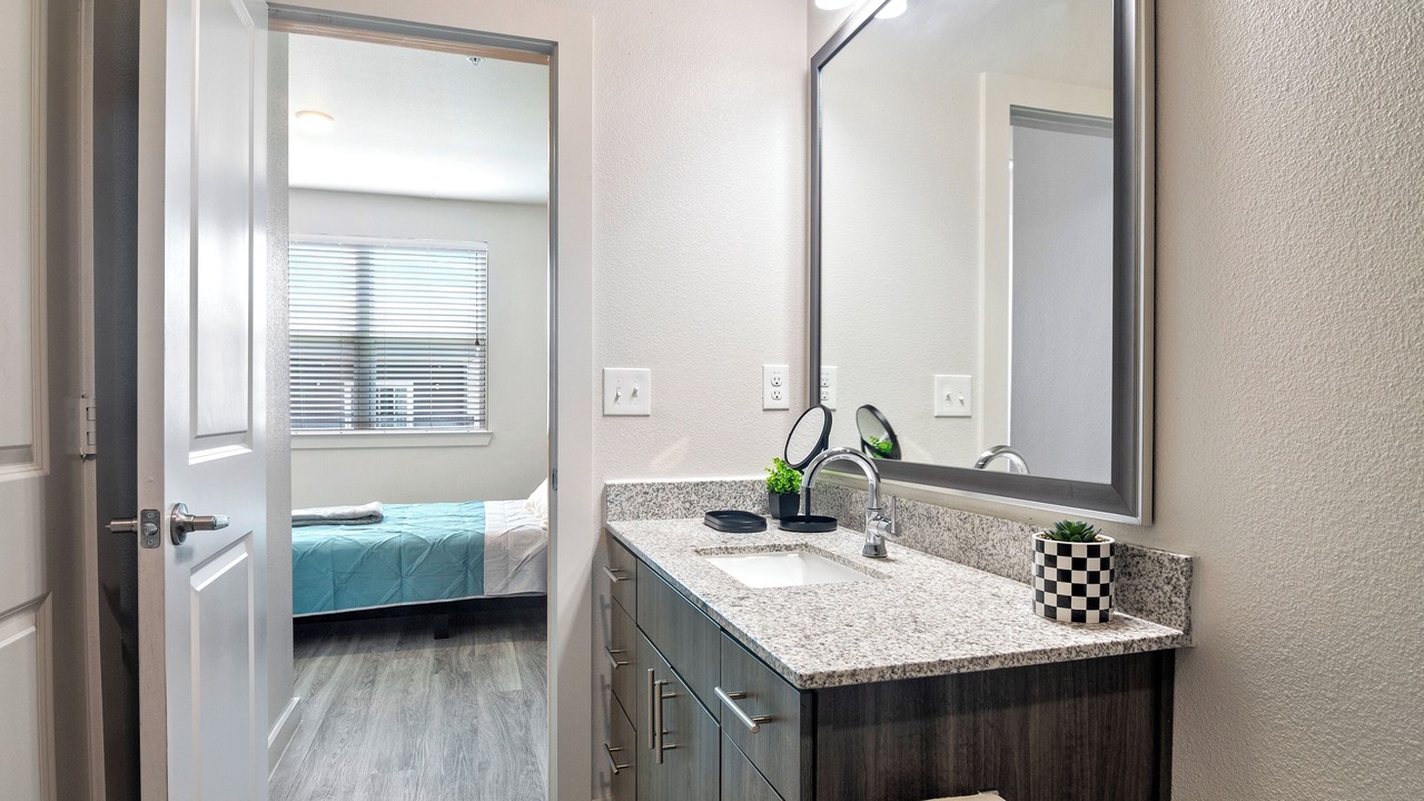 Photo of Bathroom in George Bush Park/Eldridge