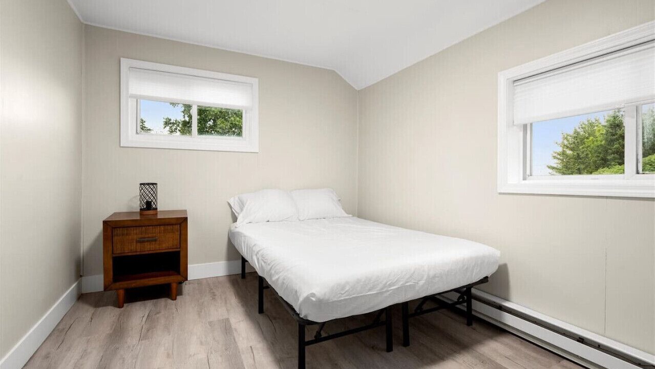 Photo of Bedroom in South Bay