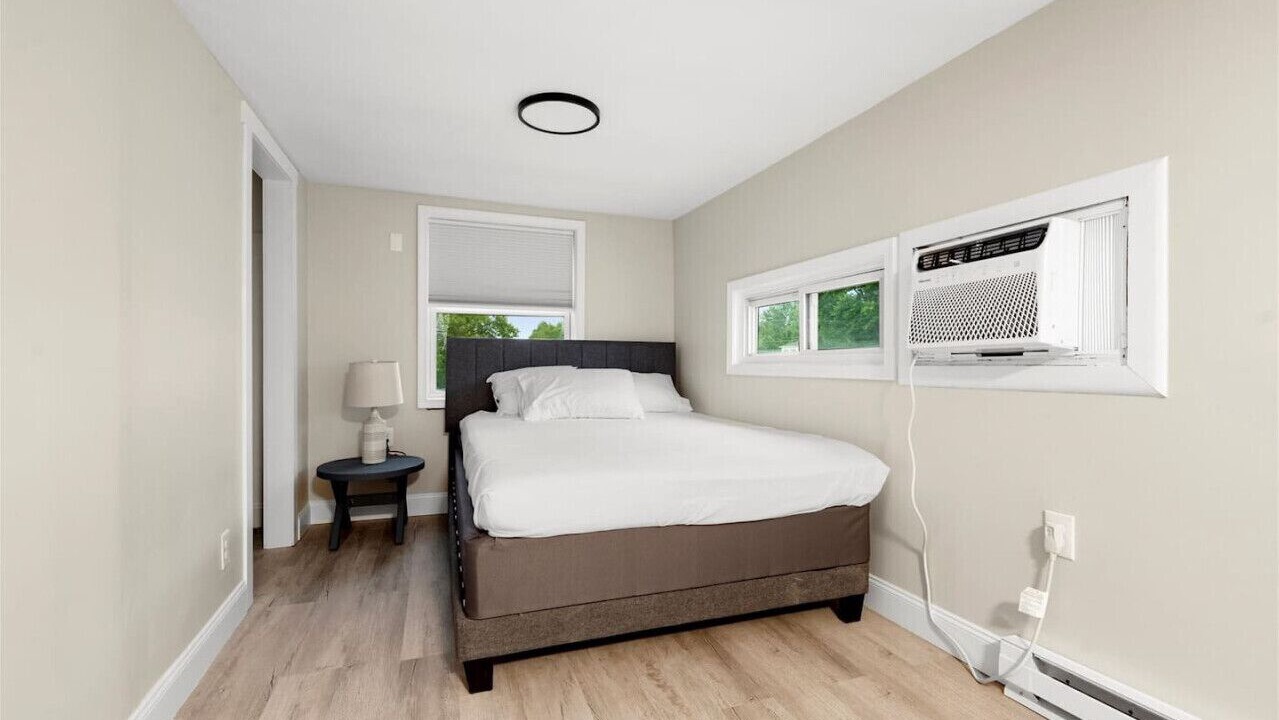 Photo of Bedroom in South Bay
