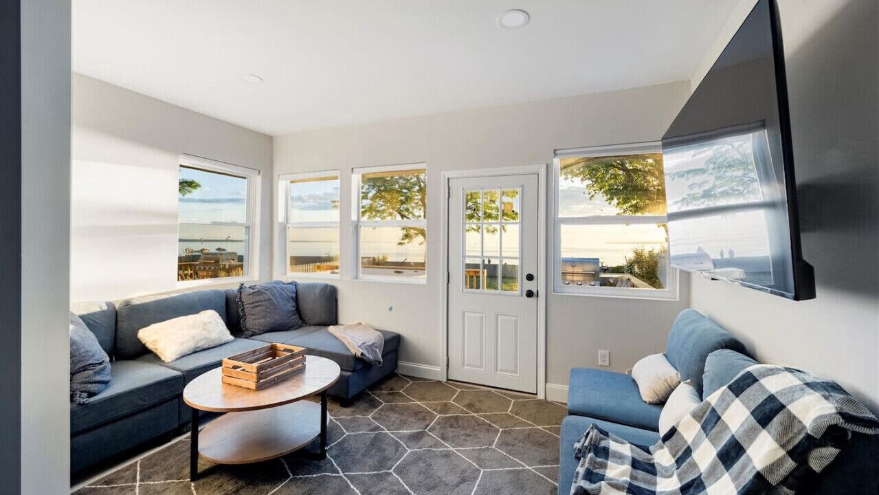 Photo of Patio Balcony in Sylvan Beach