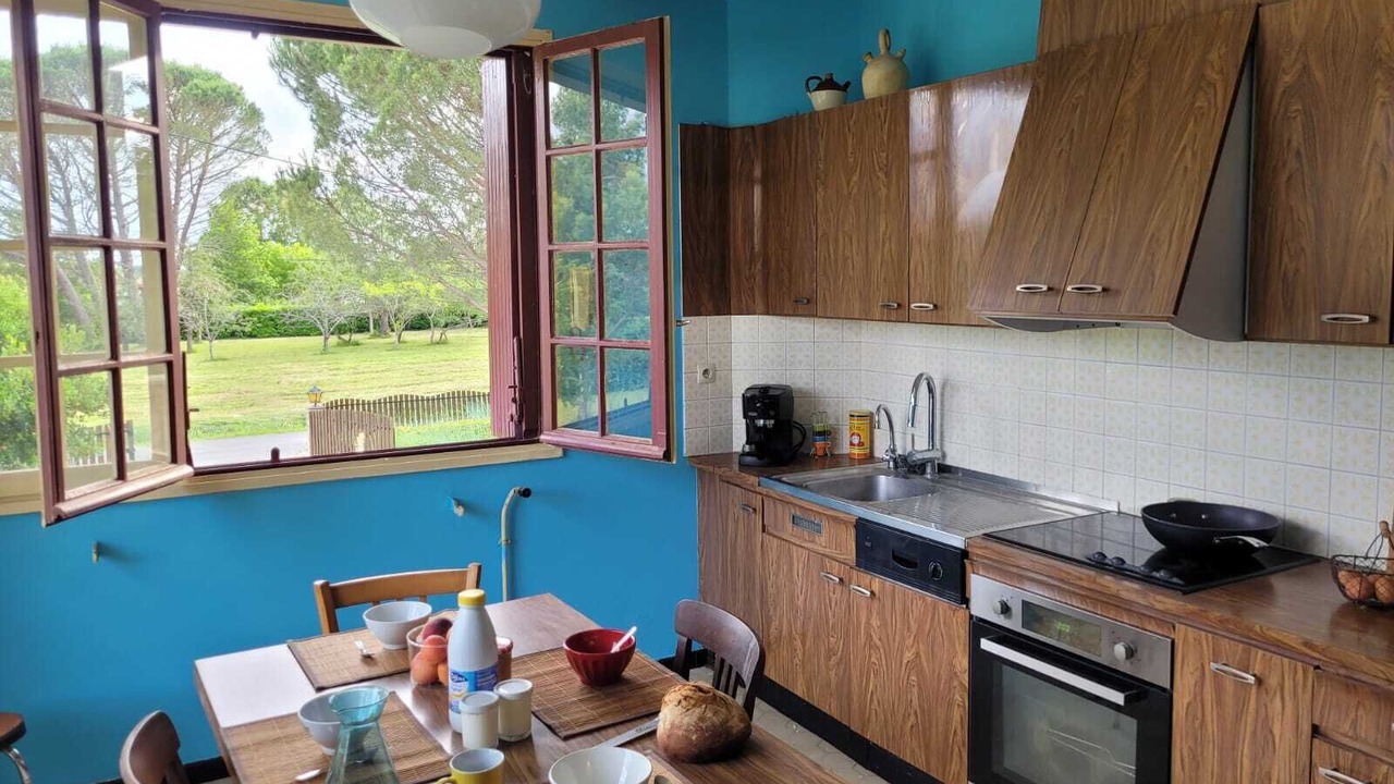 Photo of Kitchen in Lisle-sur-Tarn