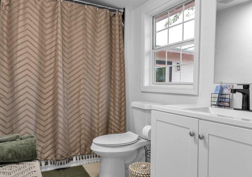 Photo of Bathroom in Highland Park