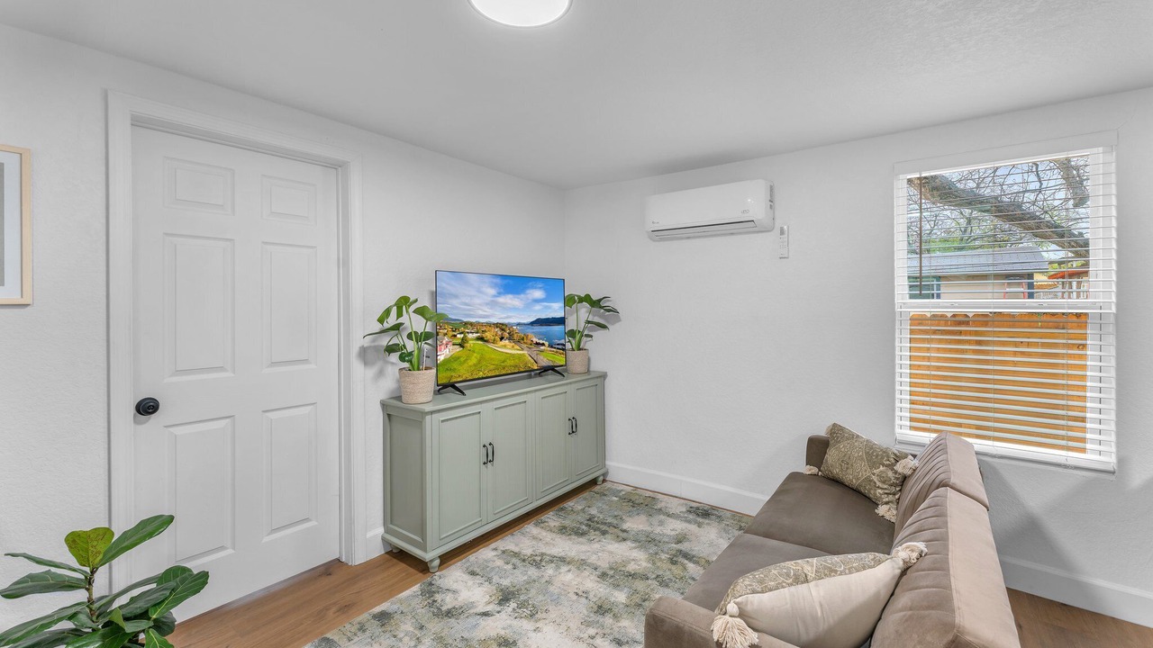 Photo of Livingroom in Highland Park