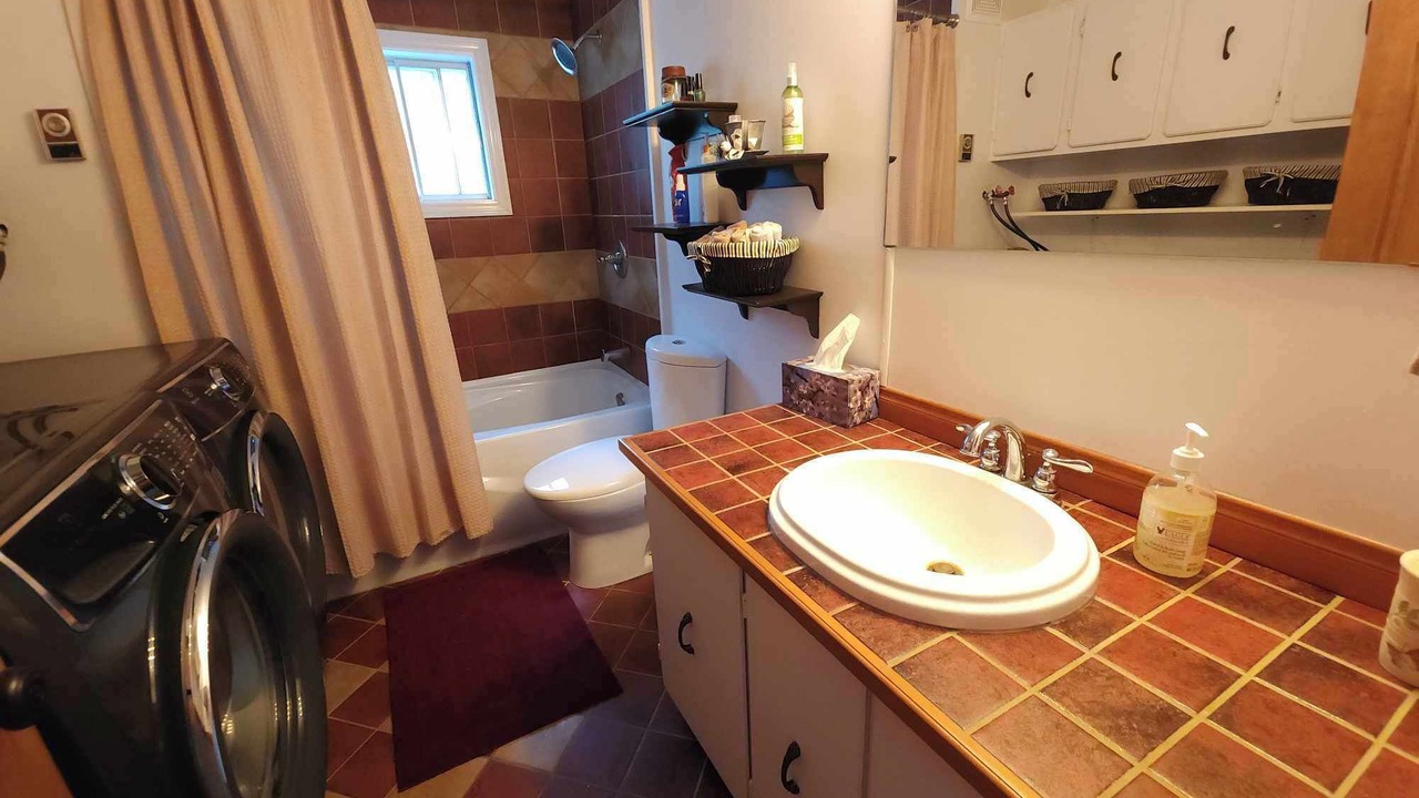 Photo of Bathroom in Barraute