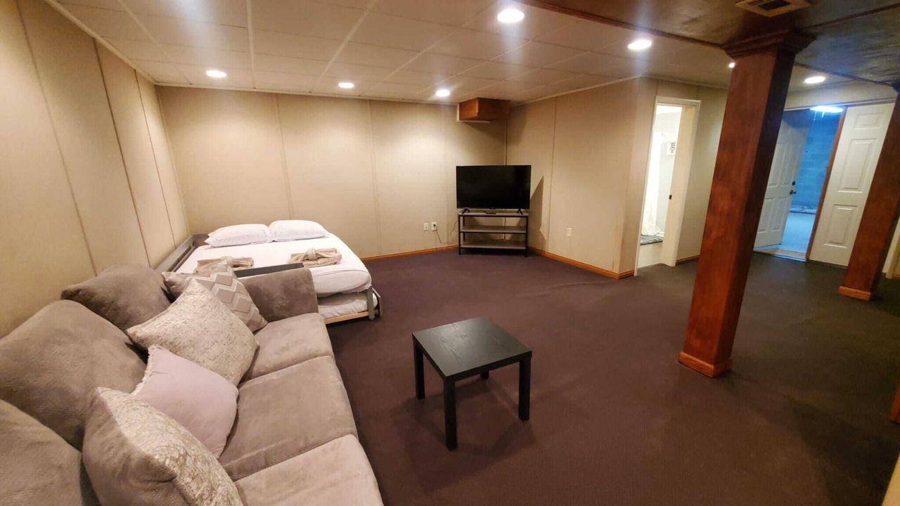 Photo of Bedroom in Anderson