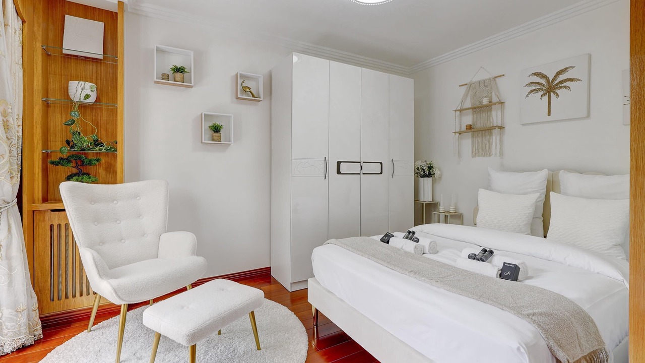 Photo of Bedroom in Combat