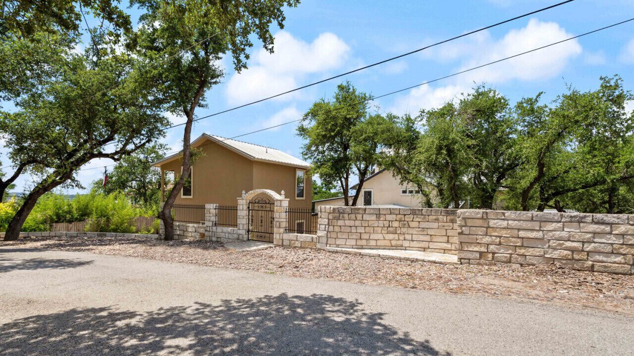 Photo of Others in Comanche Trail Estates