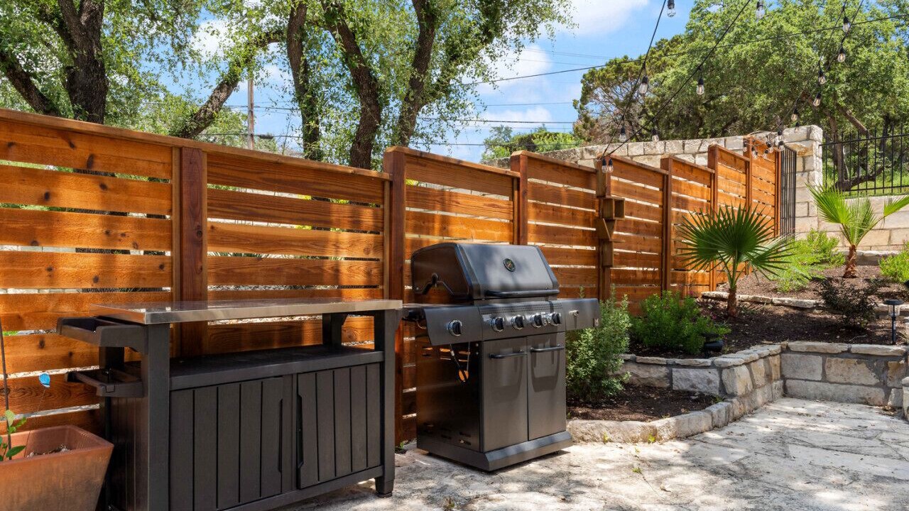 Photo of Outdoor in Comanche Trail Estates