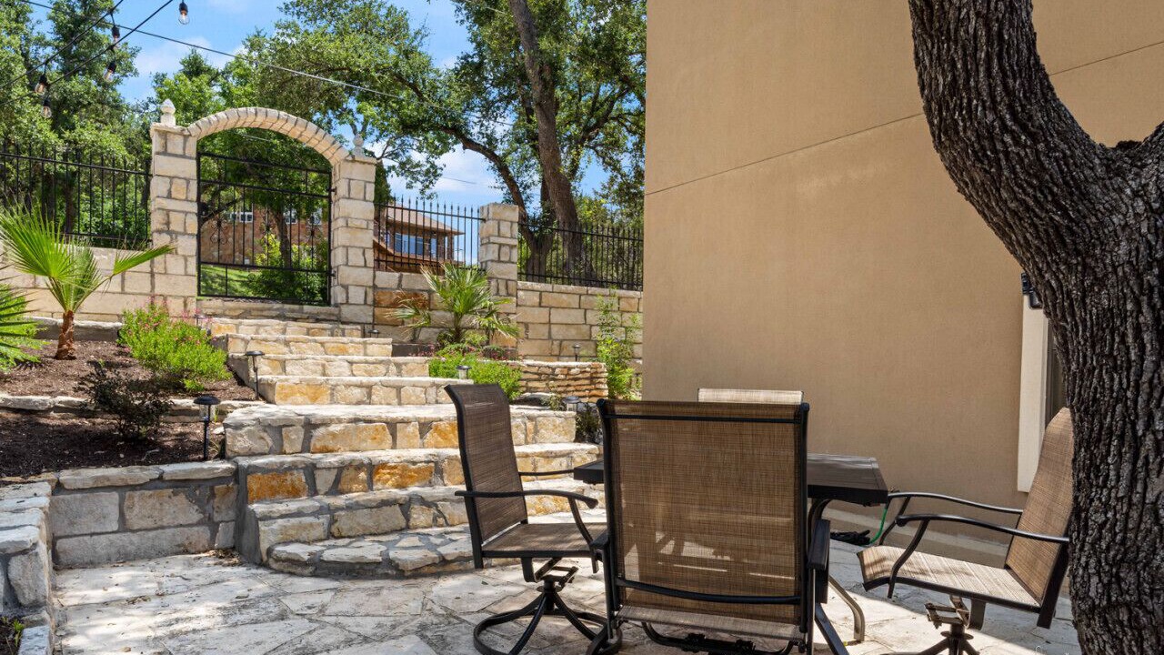 Photo of Outdoor in Comanche Trail Estates