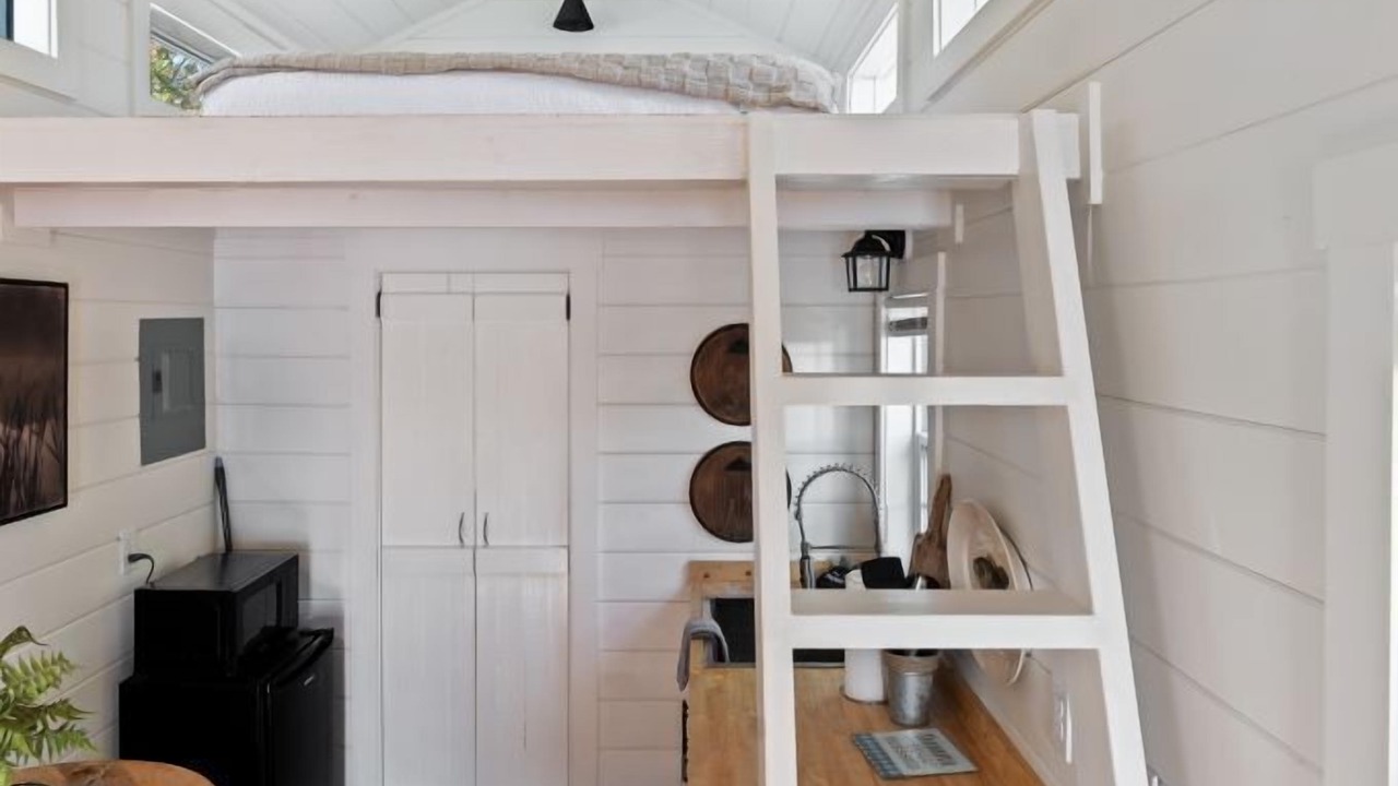 Photo of Others in Gadsden