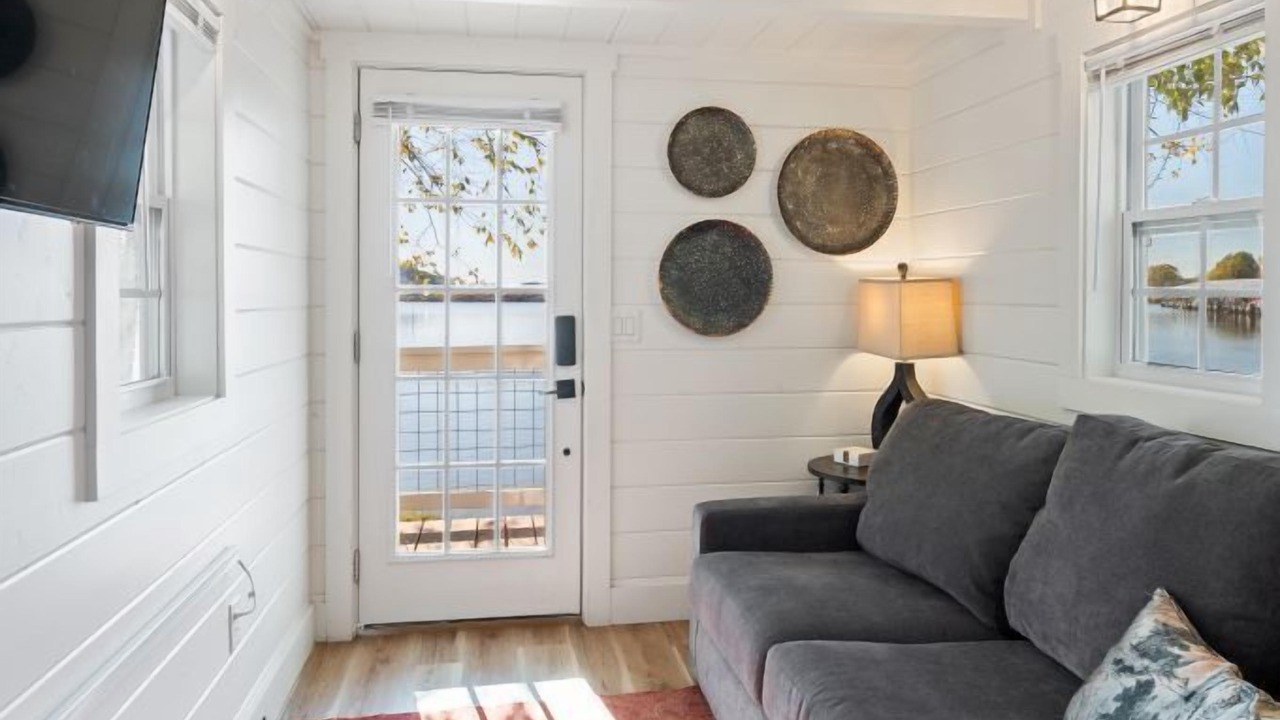 Photo of Livingroom in Gadsden