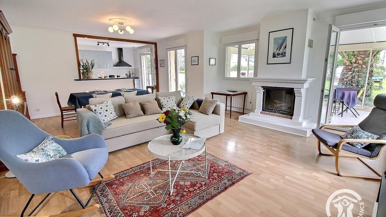 Photo of Livingroom in Etables-sur-Mer