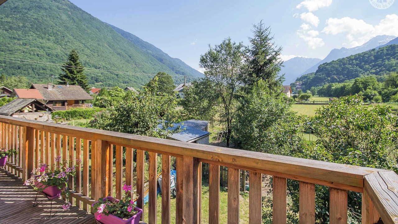 Photo of Outdoor in Saint-Leger