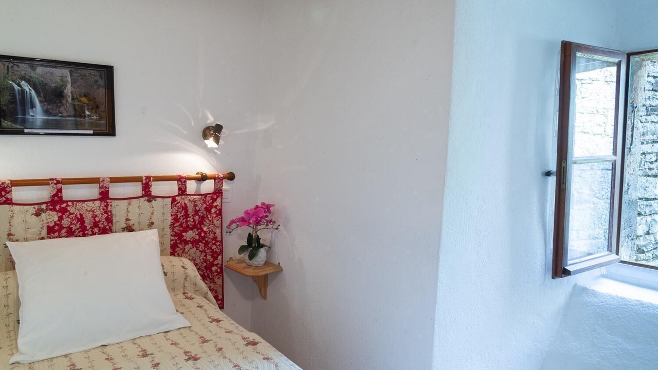 Photo of Bedroom in Laval-du-Tarn
