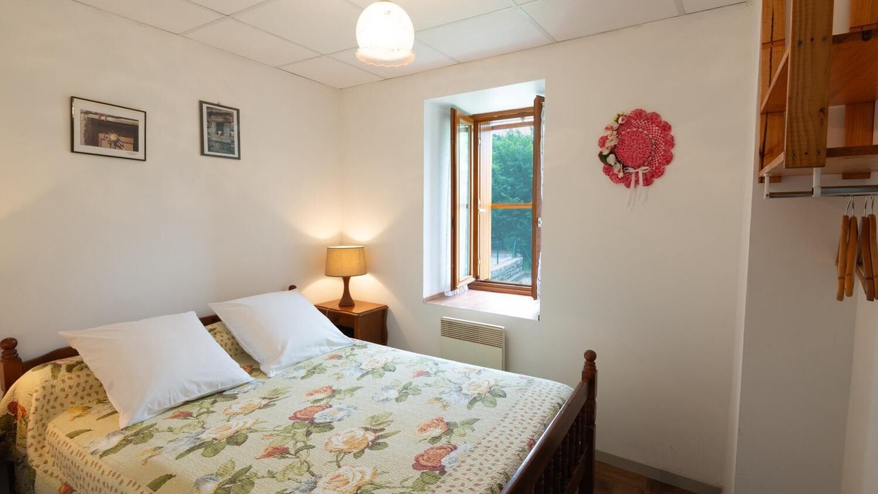 Photo of Bedroom in Laval-du-Tarn