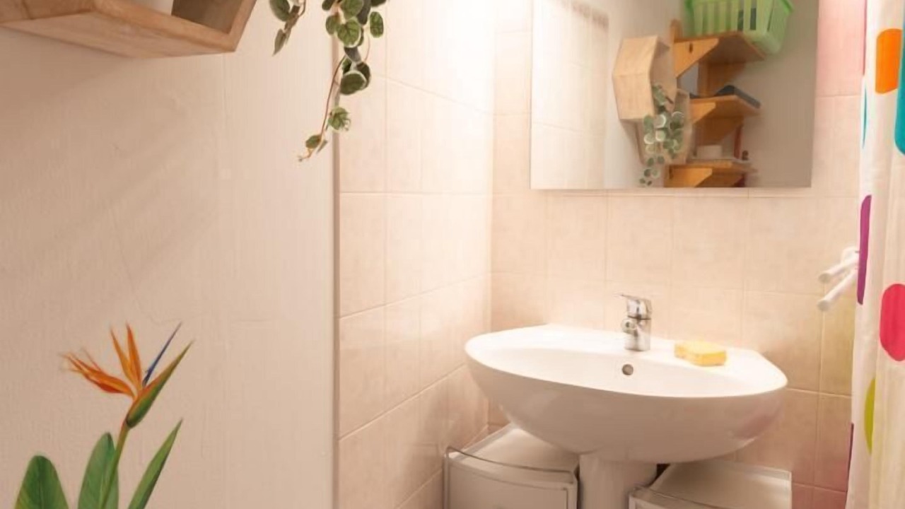 Photo of Bathroom in Laval-du-Tarn