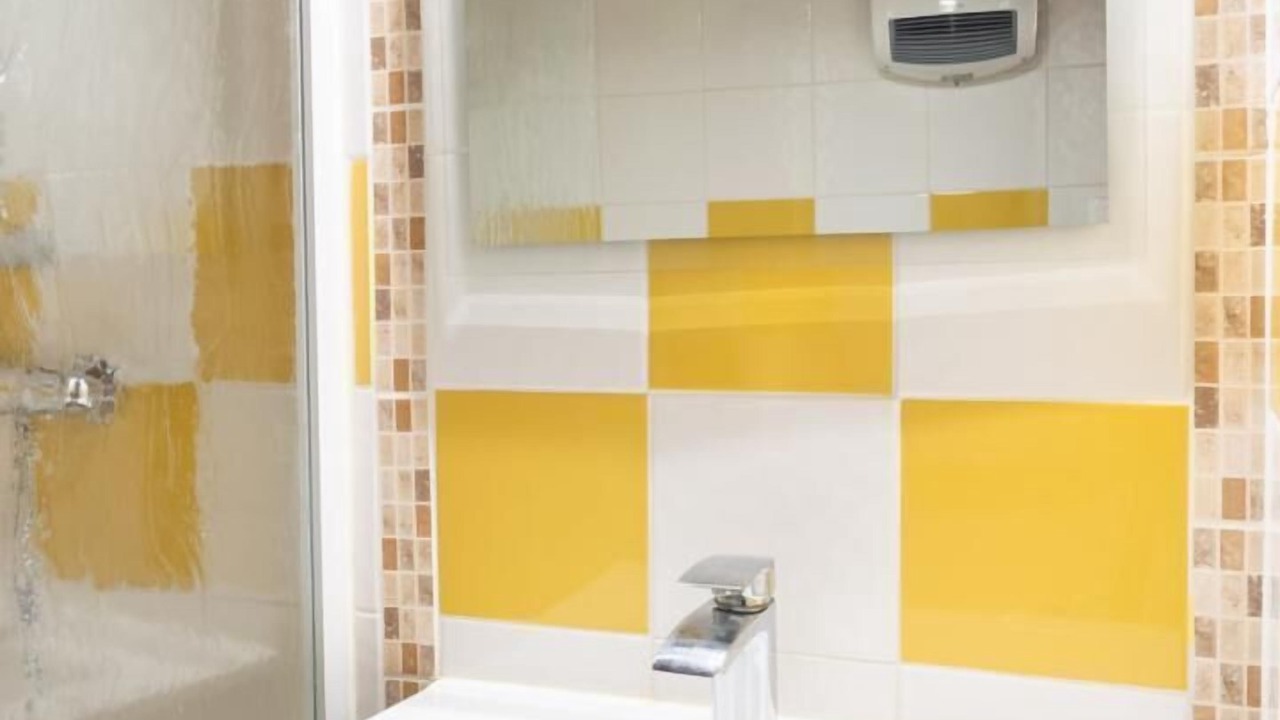 Photo of Bathroom in Laval-du-Tarn